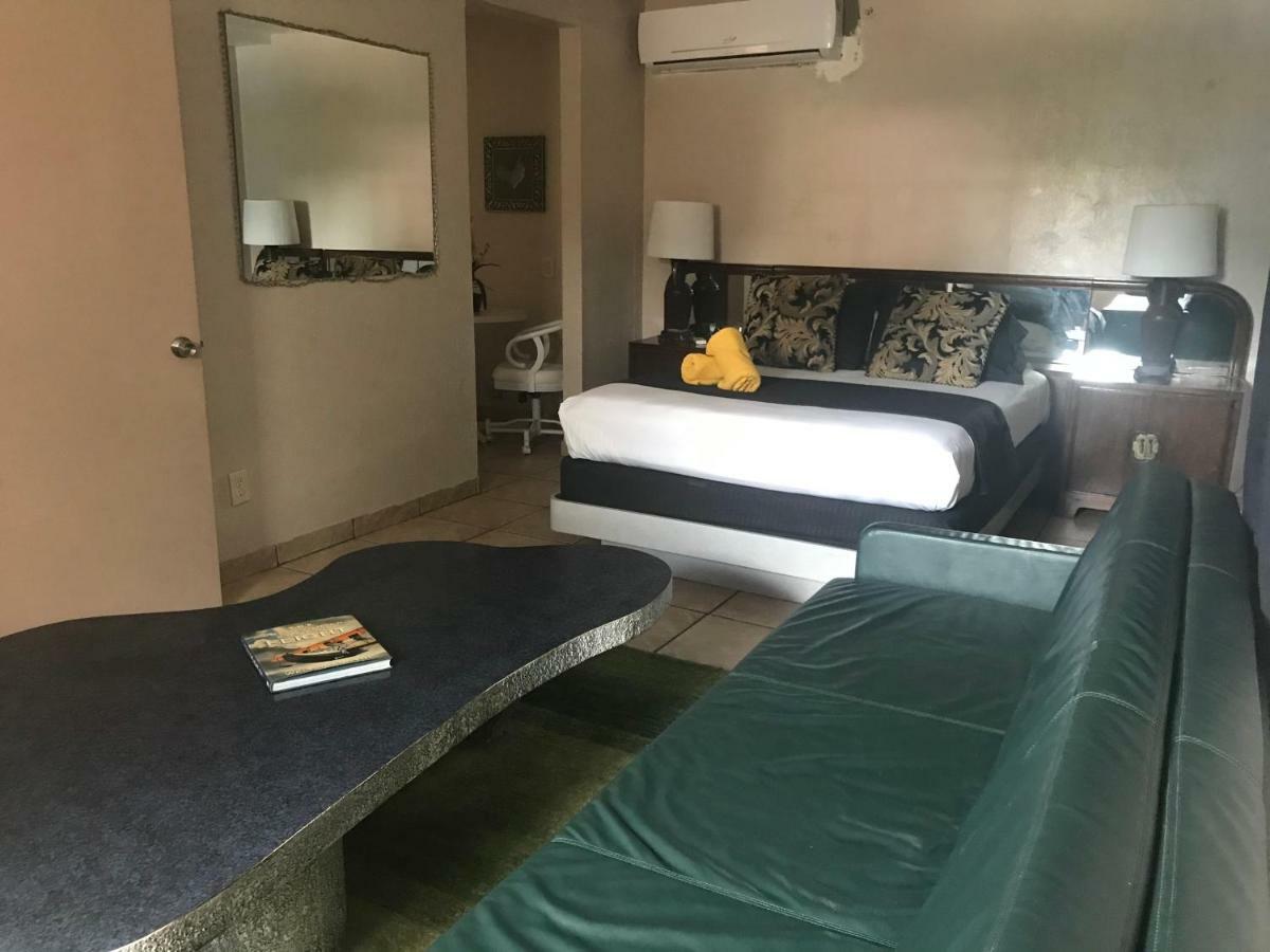 Inn Leather Guest House-Gay Male Only فورت لودرديل المظهر الخارجي الصورة